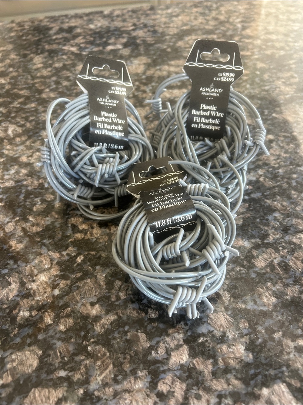 ASHLAND PLASTIC BARBED WRE 11.8 FT LOT OF 3 NWT